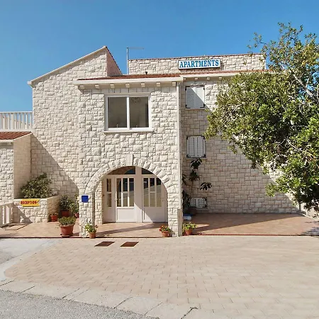 Mare-4 Apartment Mlini